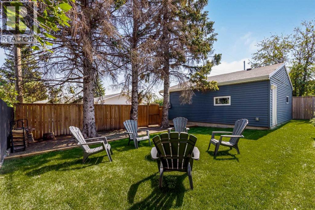 32 Sinclair Crescent Sw, Calgary, Alberta  T2W 0L7 - Photo 37 - A2284512