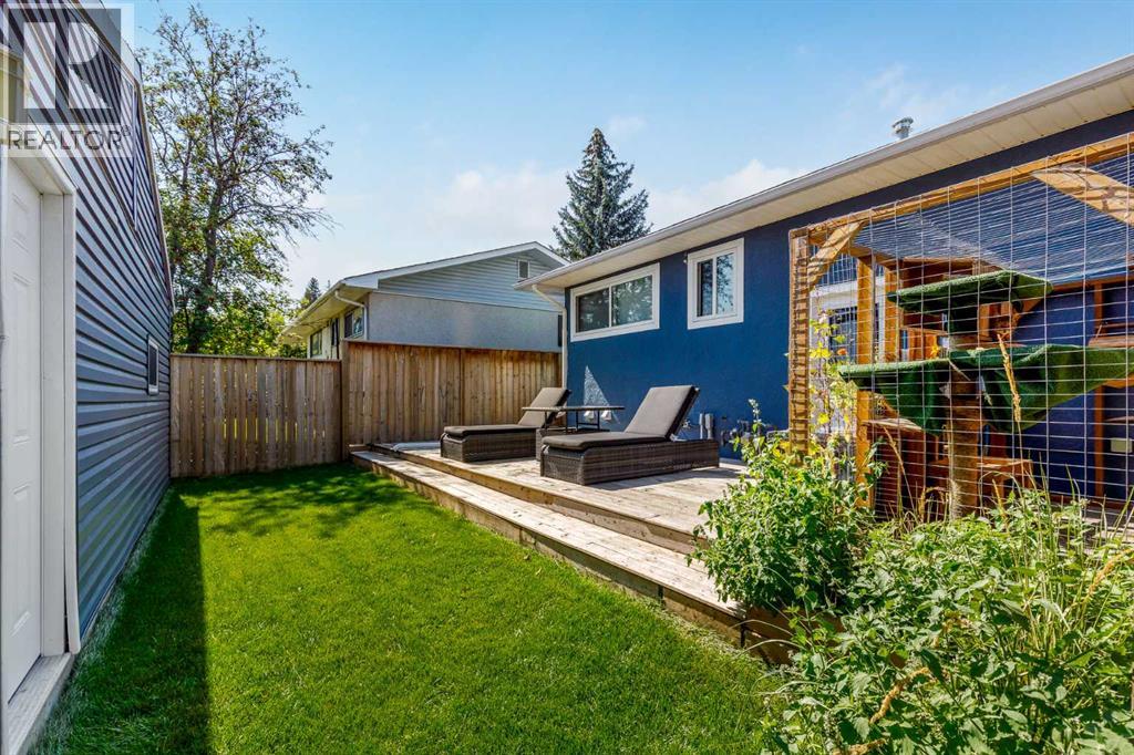 32 Sinclair Crescent Sw, Calgary, Alberta  T2W 0L7 - Photo 43 - A2284512