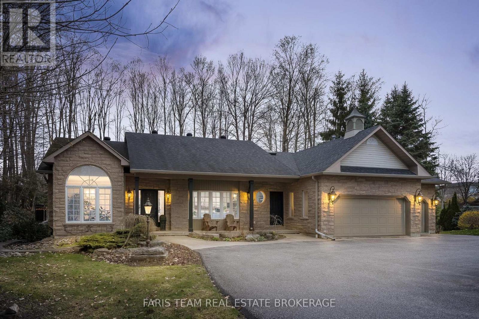 1986 FOREST VALLEY DRIVE, Innisfil, Ontario