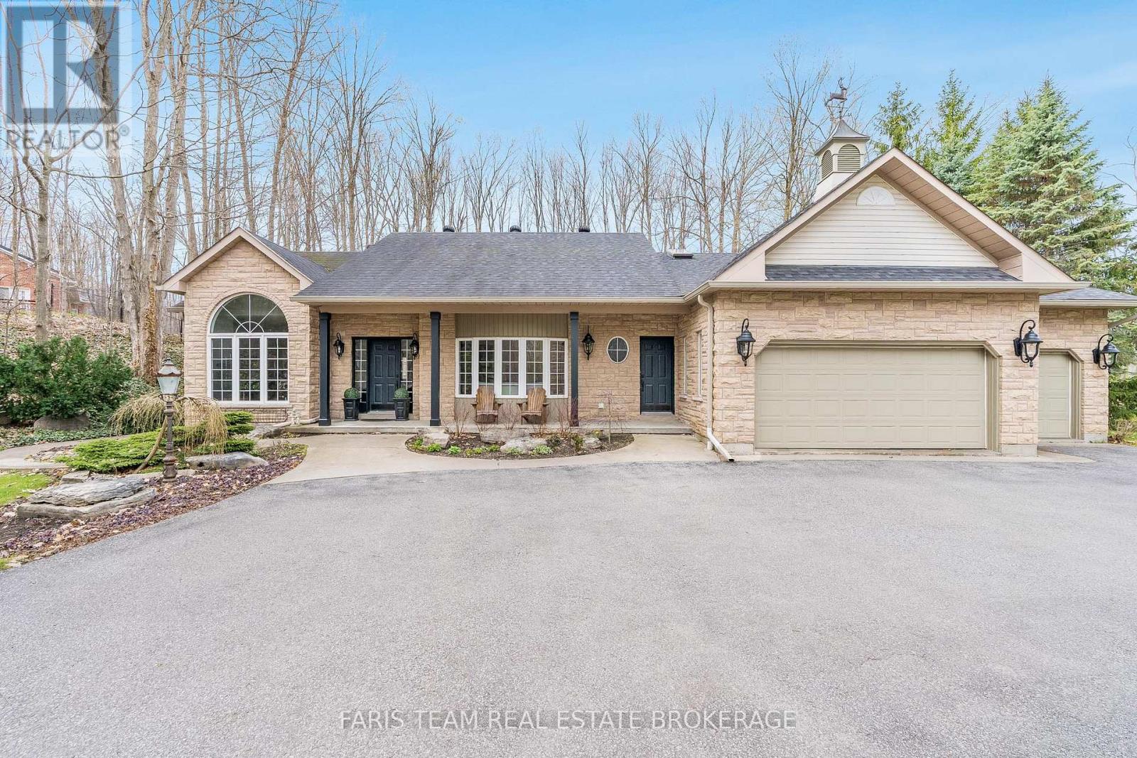 1986 Forest Valley Drive, Innisfil, Ontario  L9S 4A5 - Photo 5 - N13051986