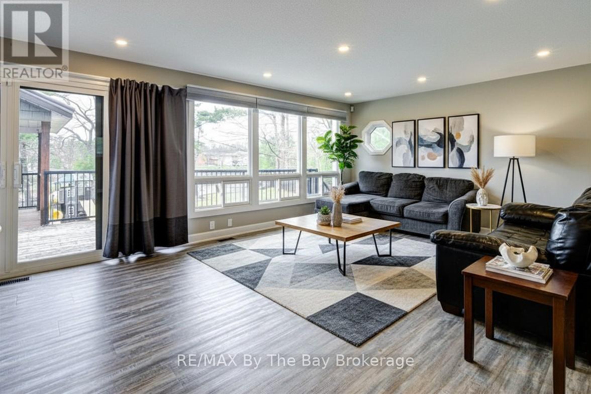 1628 River Road W, Wasaga Beach, Ontario  L9Z 2S3 - Photo 11 - S13070876