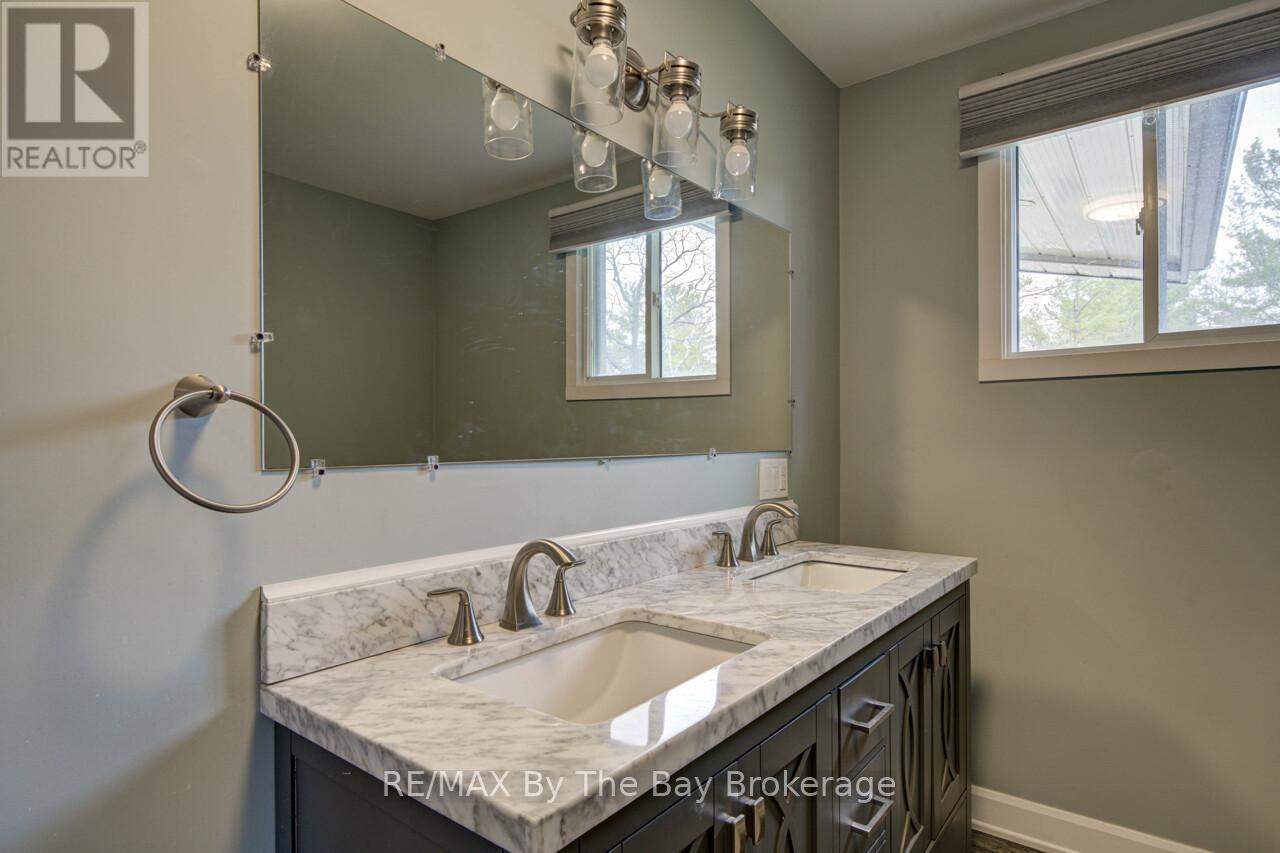 1628 River Road W, Wasaga Beach, Ontario  L9Z 2S3 - Photo 17 - S13070876