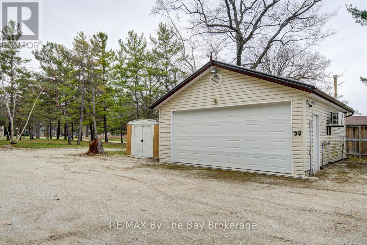 1628 River Road W, Wasaga Beach, Ontario  L9Z 2S3 - Photo 48 - S13070876