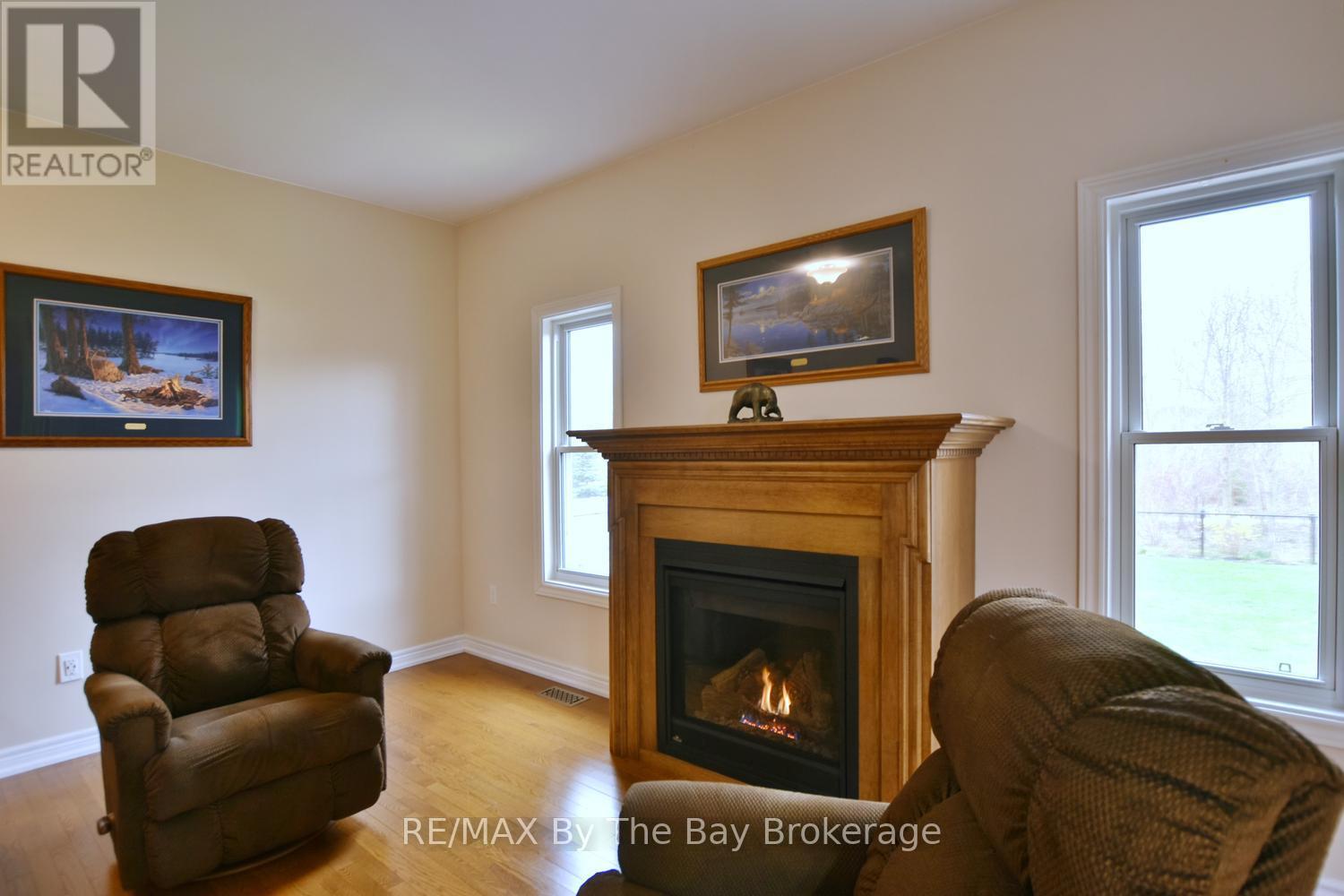 5 Falvo Street, Wasaga Beach, Ontario  L9Z 1J6 - Photo 10 - S13071020
