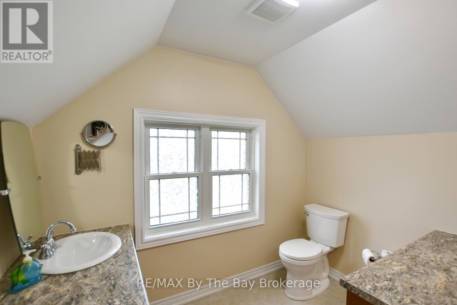 5 Falvo Street, Wasaga Beach, Ontario  L9Z 1J6 - Photo 25 - S13071020