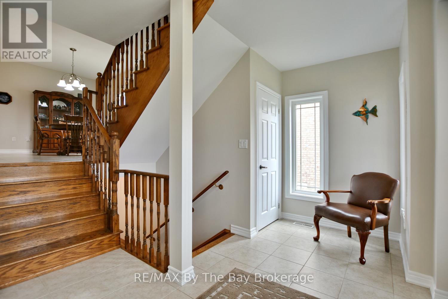 5 Falvo Street, Wasaga Beach, Ontario  L9Z 1J6 - Photo 3 - S13071020