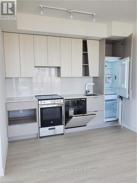 2804 - 3883 Quartz Road, Mississauga, Ontario  L5B 0M4 - Photo 5 - W13071096
