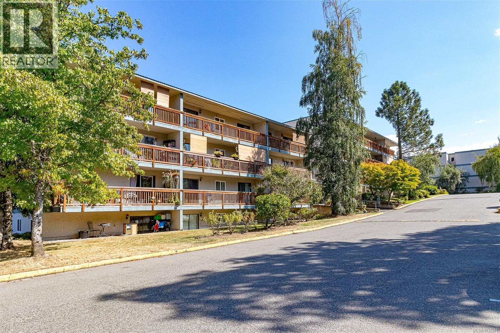 304 4728 Uplands Dr, Nanaimo, British Columbia