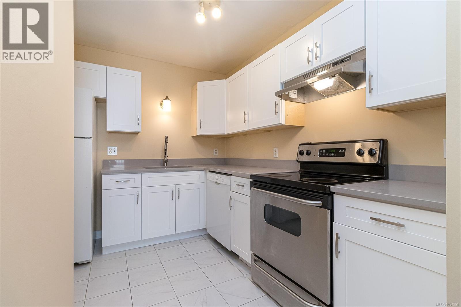 304 4728 Uplands Dr, Nanaimo, British Columbia  V9T 4S9 - Photo 11 - 1034201