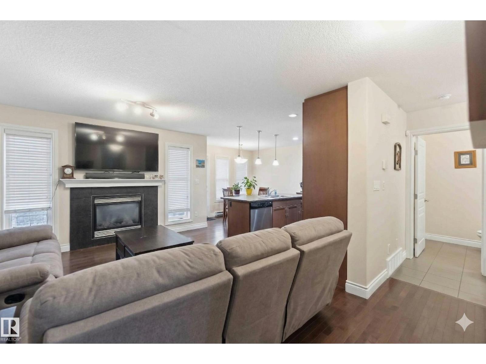 2037 69a St Sw, Edmonton, Alberta  T6X 0S5 - Photo 3 - E4485261