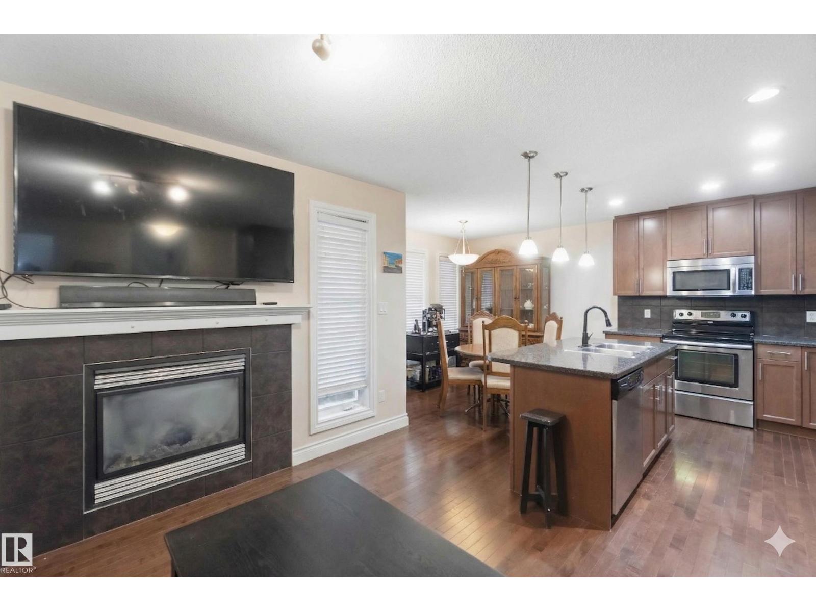 2037 69a St Sw, Edmonton, Alberta  T6X 0S5 - Photo 5 - E4485261