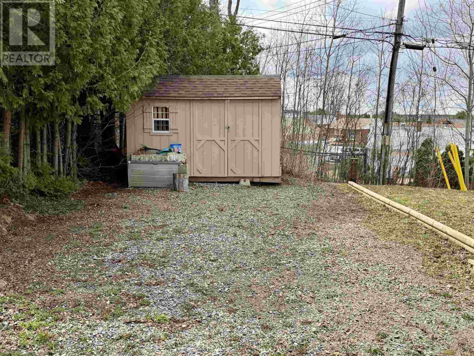 187 Hillside Dr S, Elliot Lake, Ontario  P5A 1N4 - Photo 27 - SM260842