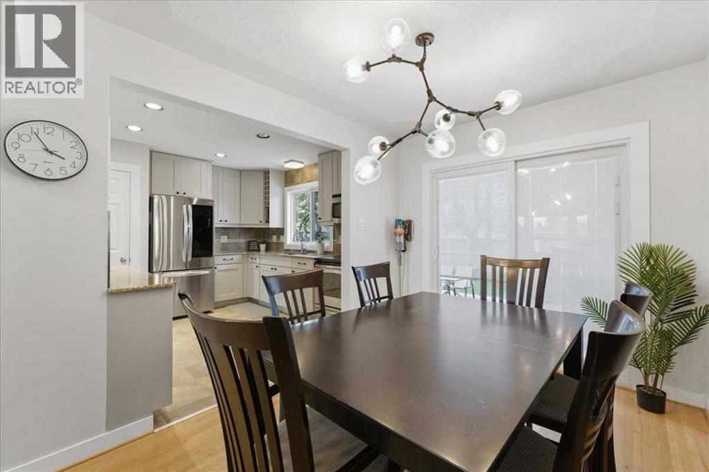40 Grafton Crescent SW, Calgary, Alberta  T3E 4X1 - Photo 11 - A2306301