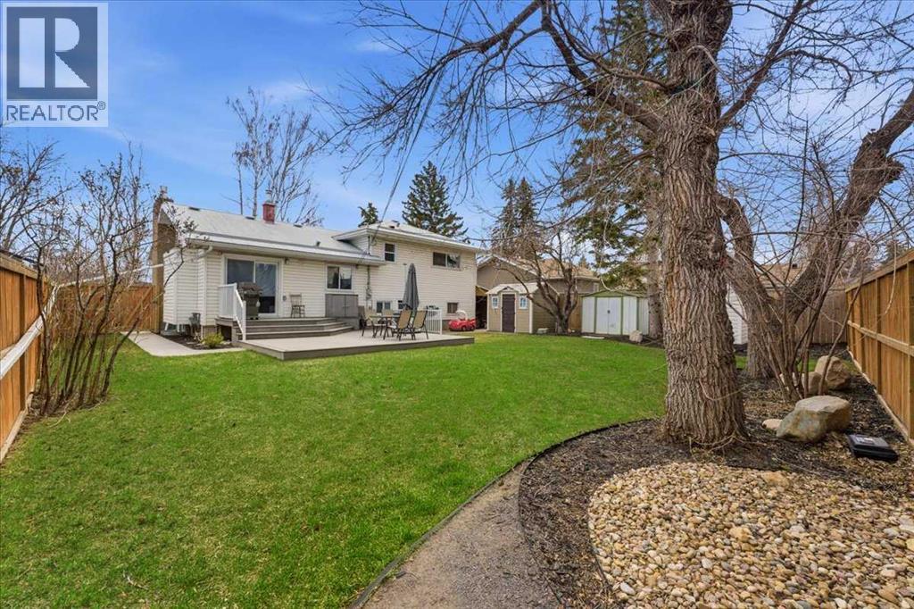 40 Grafton Crescent SW, Calgary, Alberta  T3E 4X1 - Photo 33 - A2306301
