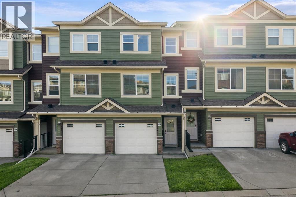 247 Sage Hill Grove NW, Calgary, Alberta  T3R 0Z8 - Photo 2 - A2306722