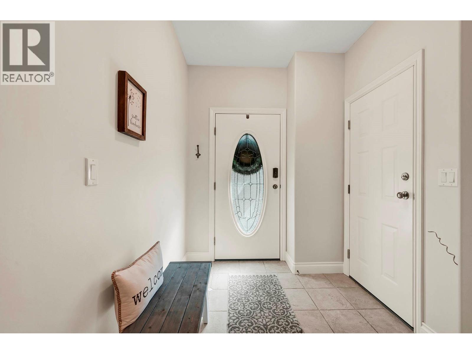 1055 Aberdeen Drive Unit# 33, Kamloops, British Columbia  V1S 2A7 - Photo 2 - 10385724