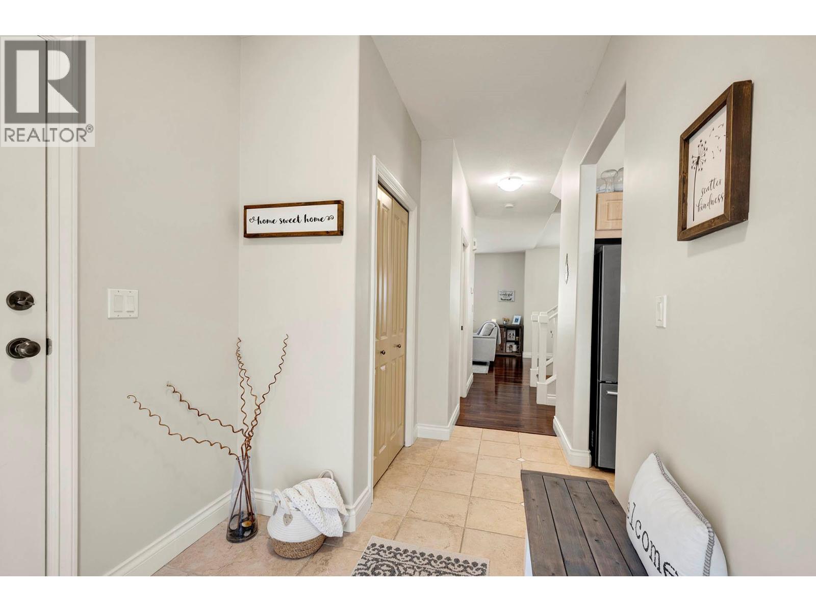1055 Aberdeen Drive Unit# 33, Kamloops, British Columbia  V1S 2A7 - Photo 3 - 10385724