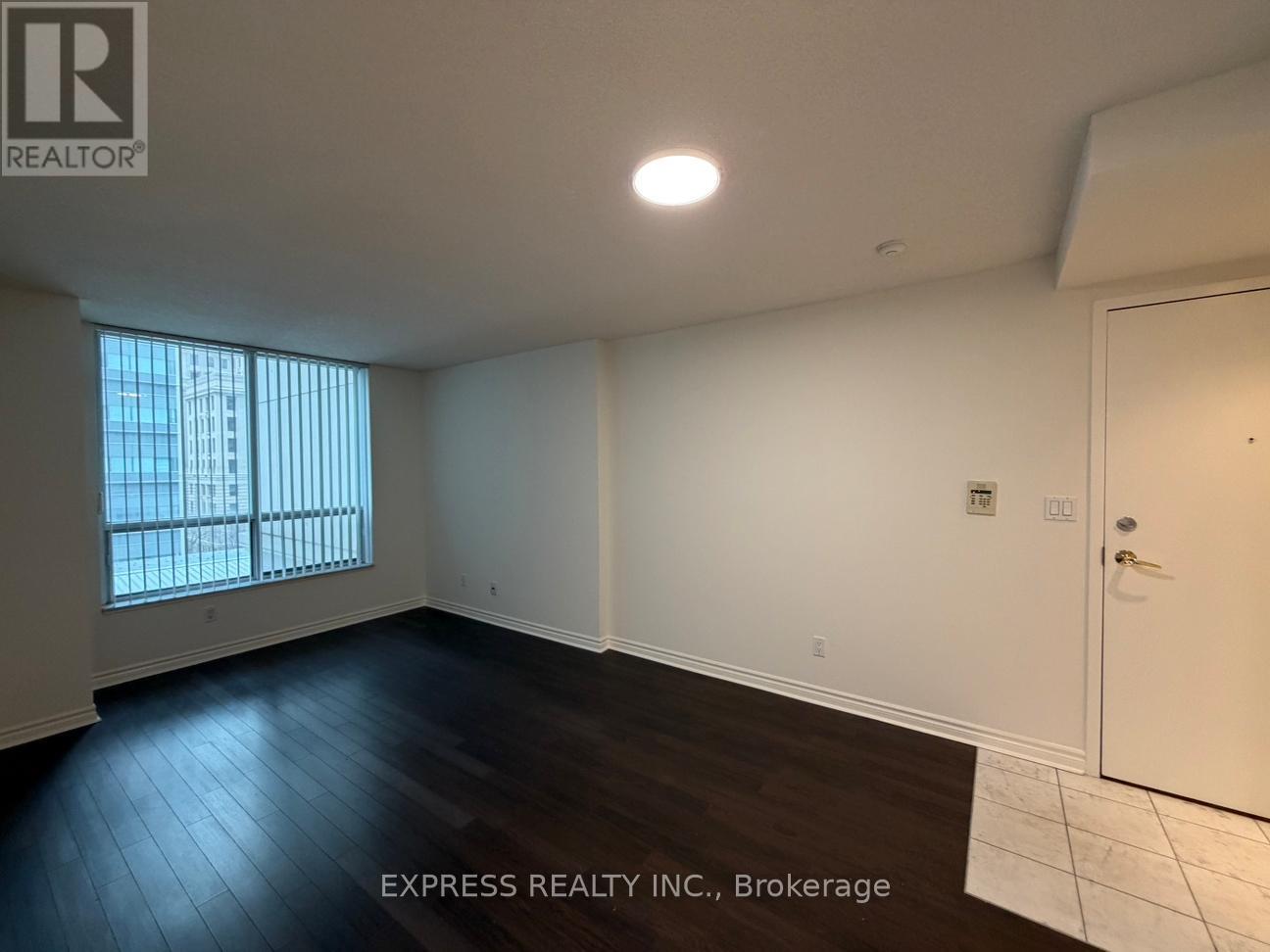 901 - 168 Simcoe Street, Toronto, Ontario  M5H 4C9 - Photo 4 - C13070904