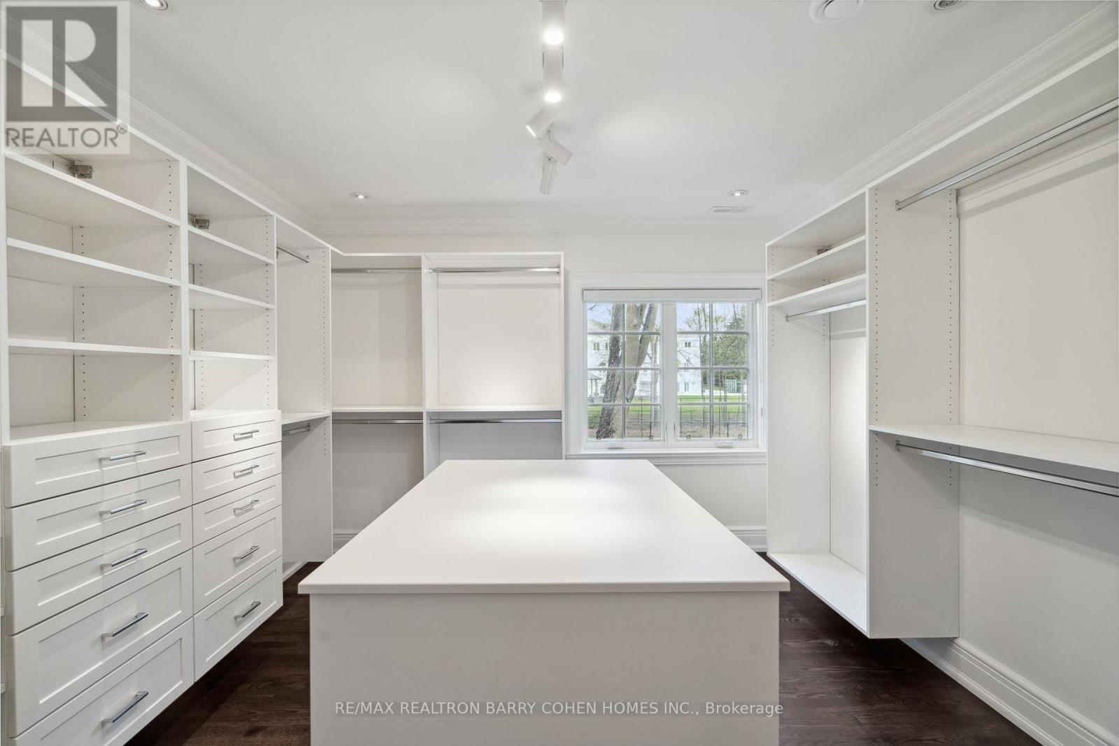 15 Park Lane Circle, Toronto, Ontario  M3B 1Z8 - Photo 19 - C13070912