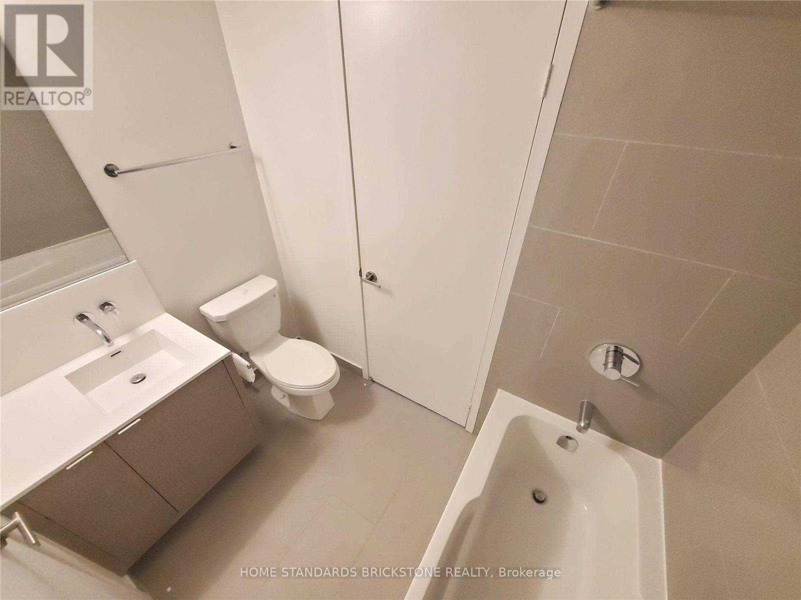 1505 - 88 Harbour Street, Toronto, Ontario  M5J 0C3 - Photo 15 - C13070938
