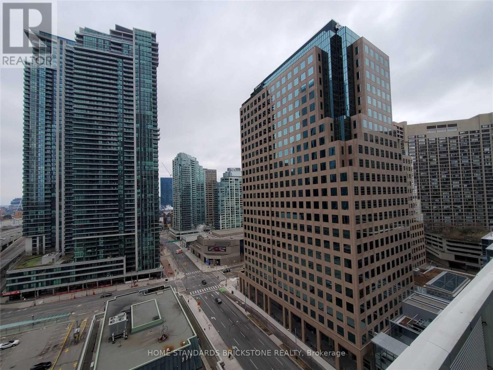 1505 - 88 Harbour Street, Toronto, Ontario  M5J 0C3 - Photo 18 - C13070938