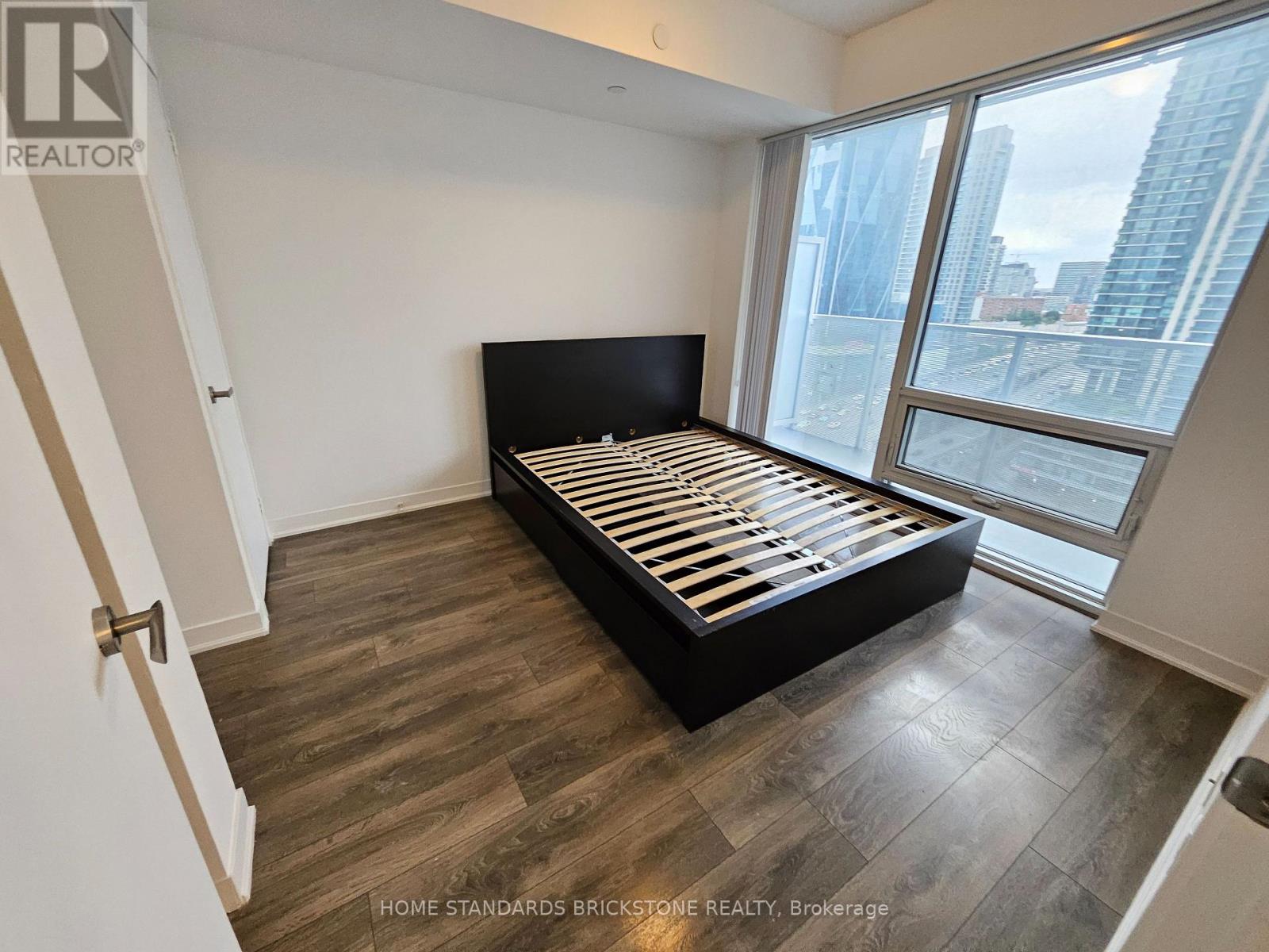 1505 - 88 Harbour Street, Toronto, Ontario  M5J 0C3 - Photo 20 - C13070938
