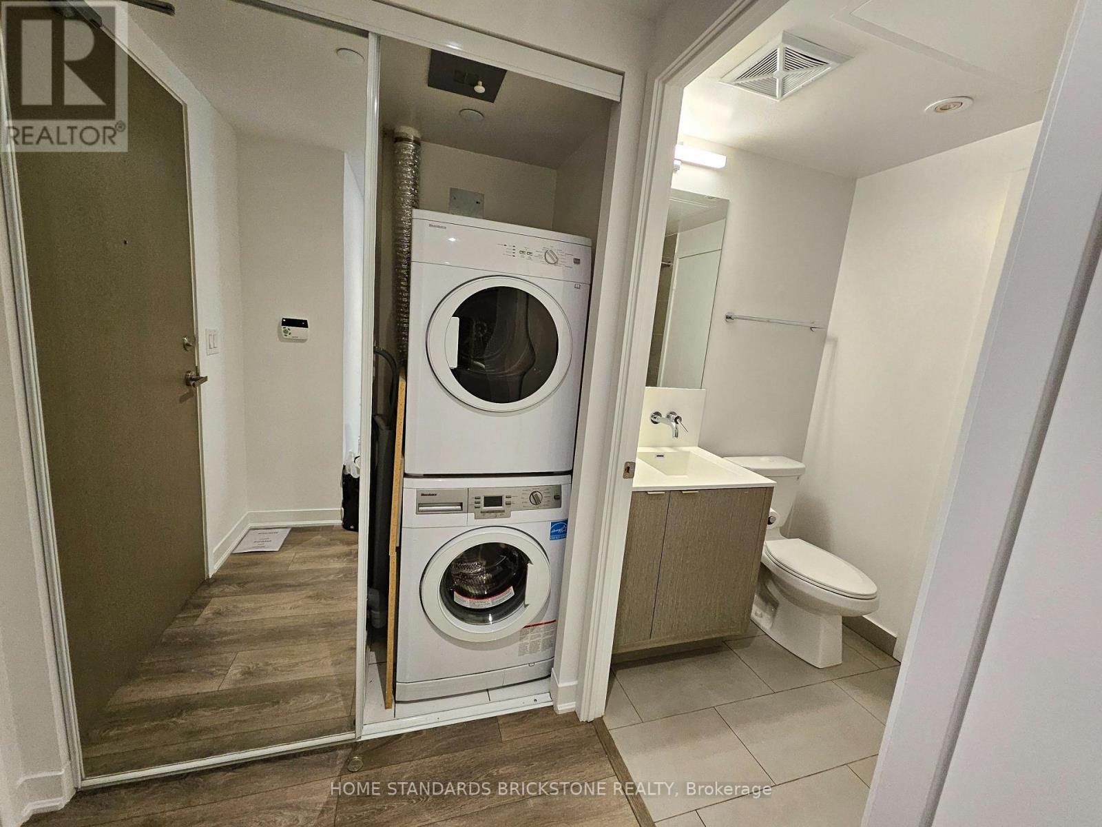 1505 - 88 Harbour Street, Toronto, Ontario  M5J 0C3 - Photo 21 - C13070938