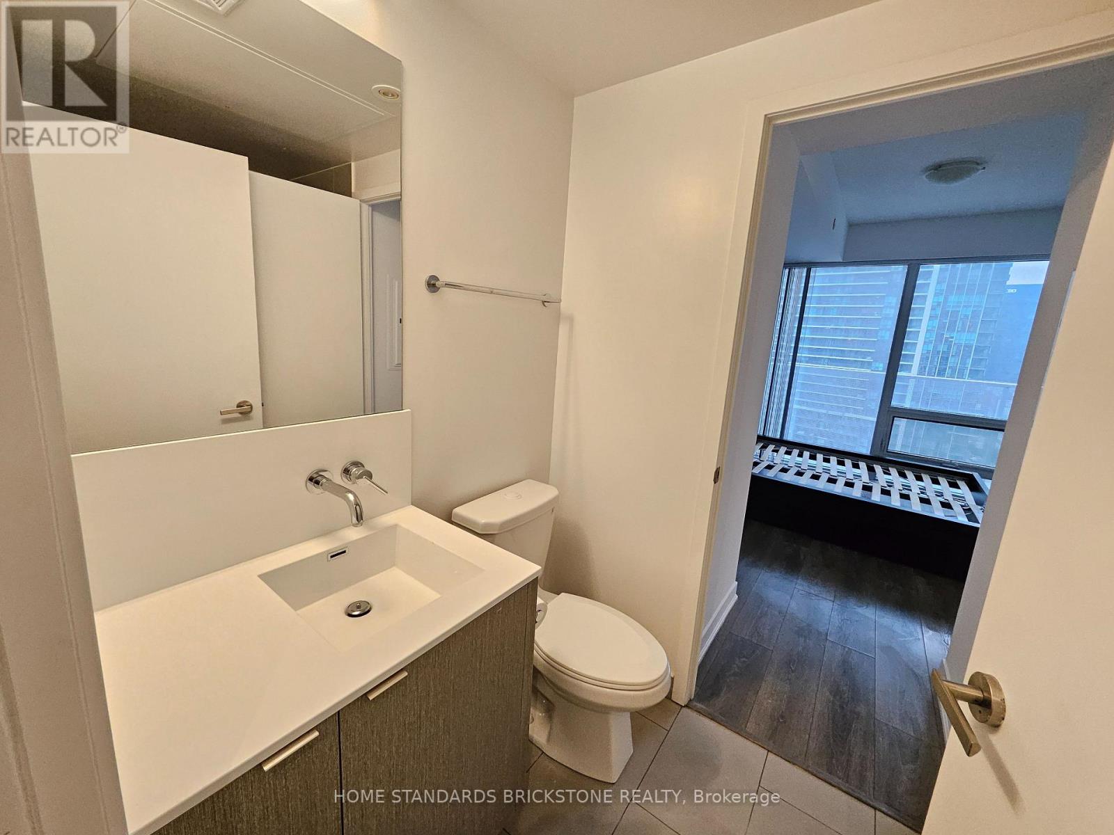 1505 - 88 Harbour Street, Toronto, Ontario  M5J 0C3 - Photo 23 - C13070938