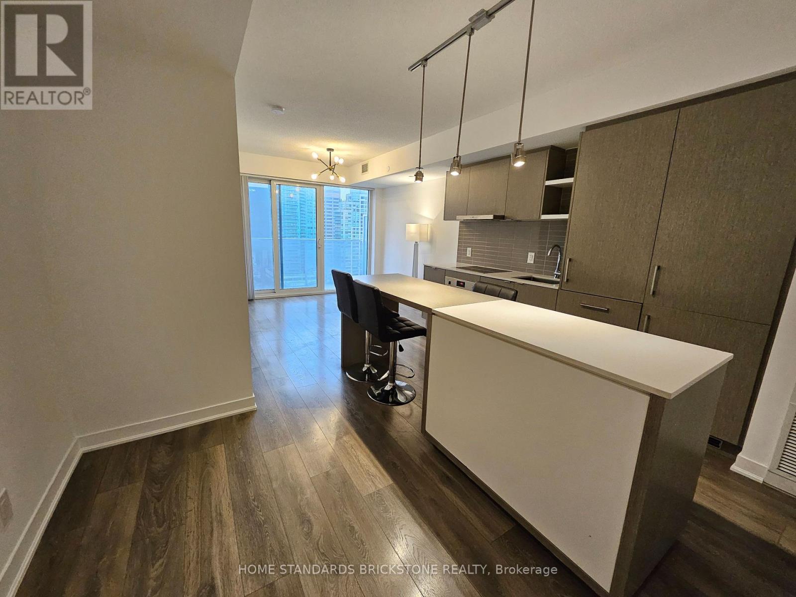 1505 - 88 Harbour Street, Toronto, Ontario  M5J 0C3 - Photo 27 - C13070938