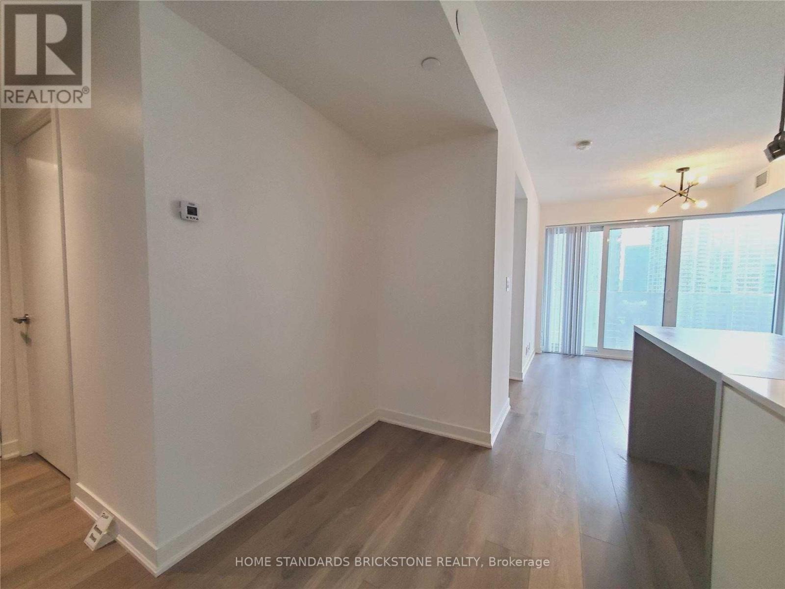 1505 - 88 Harbour Street, Toronto, Ontario  M5J 0C3 - Photo 5 - C13070938