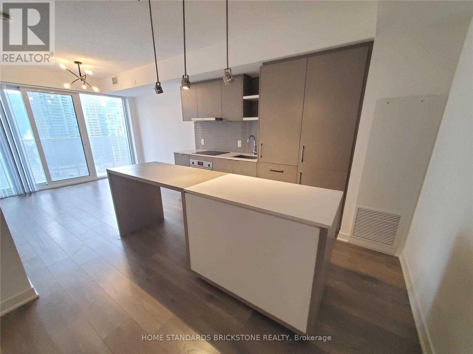 1505 - 88 Harbour Street, Toronto, Ontario  M5J 0C3 - Photo 6 - C13070938