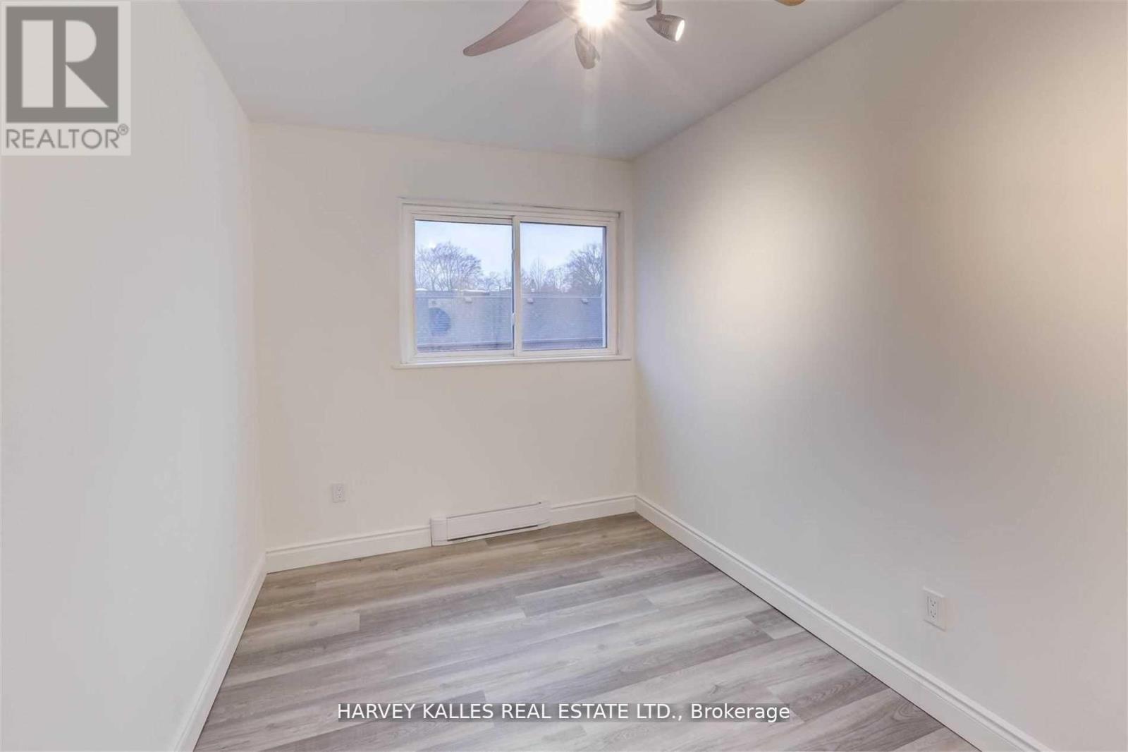 B - 901 Millwood Road, Toronto, Ontario  M4G 1X2 - Photo 14 - C13070976