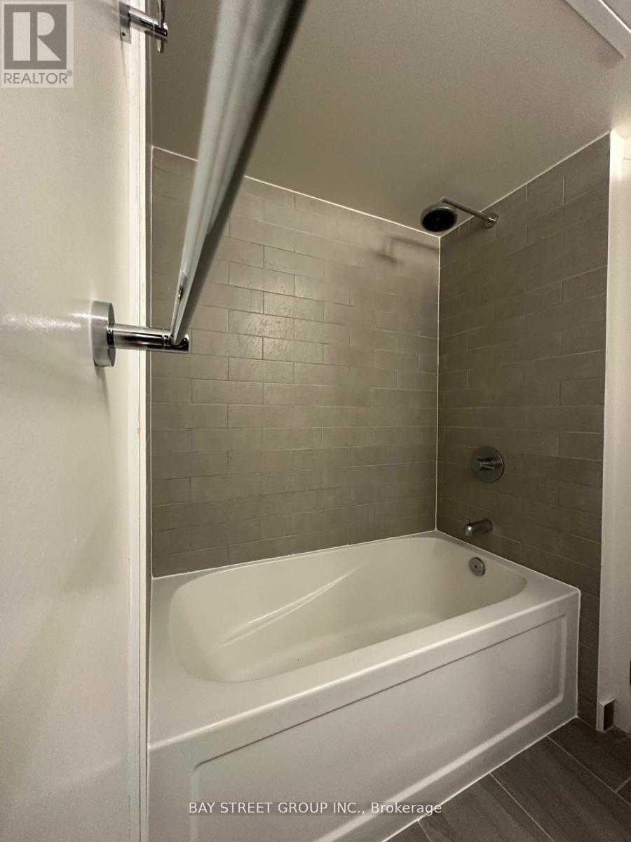 1108 - 6 Sonic Way, Toronto, Ontario  M3C 0P1 - Photo 19 - C13071208