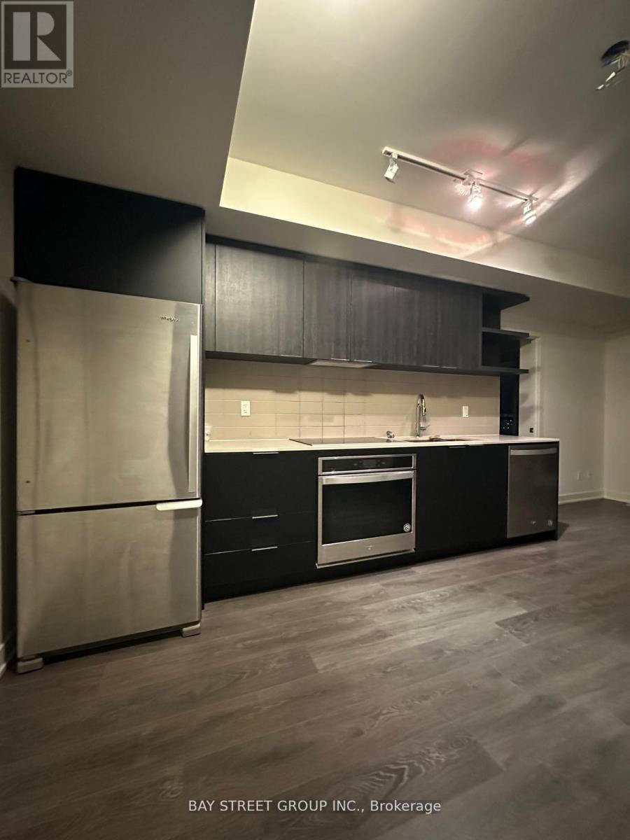1108 - 6 Sonic Way, Toronto, Ontario  M3C 0P1 - Photo 2 - C13071208