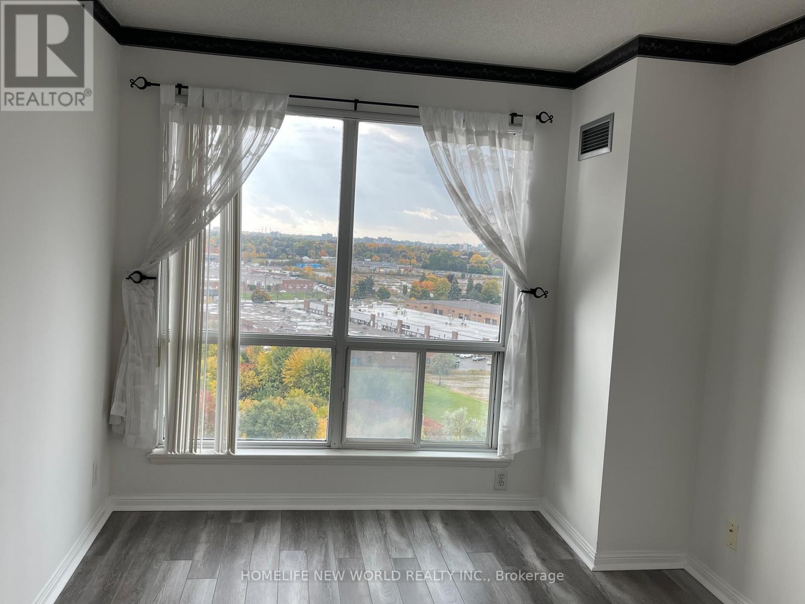 1207 - 18 Lee Centre Drive, Toronto, Ontario  M1H 3H5 - Photo 11 - E13070906