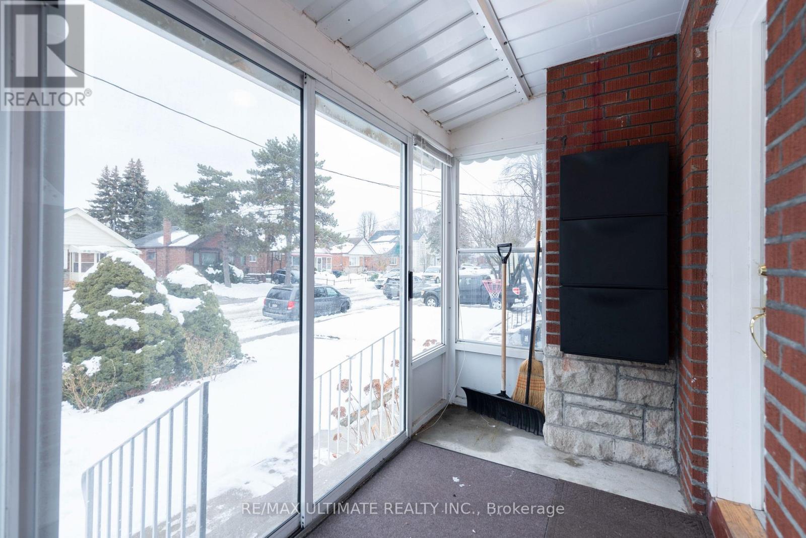 7 Joanith Lower Drive, Toronto, Ontario  M4B 1S6 - Photo 25 - E13070922