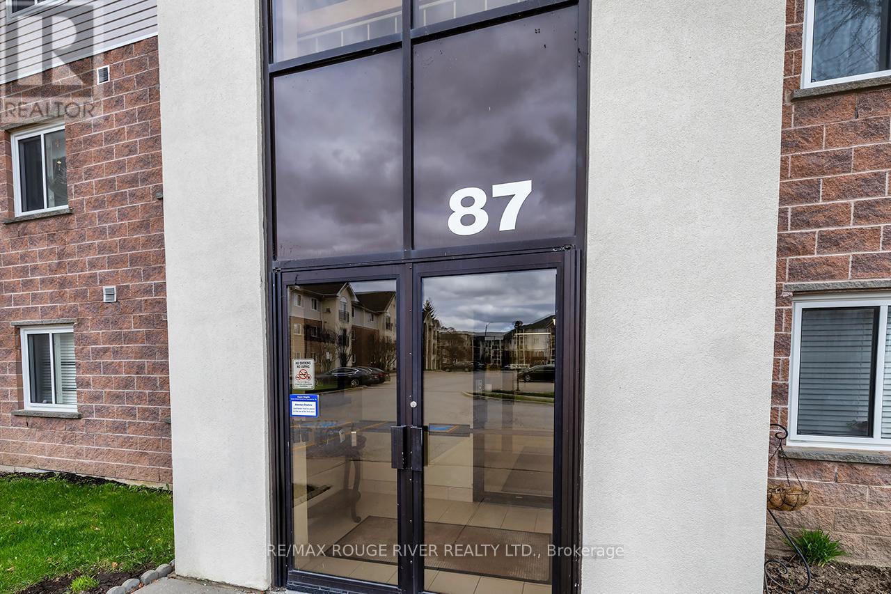 307 - 87 Aspen Springs Drive, Clarington, Ontario  L1C 5J8 - Photo 3 - E13071288