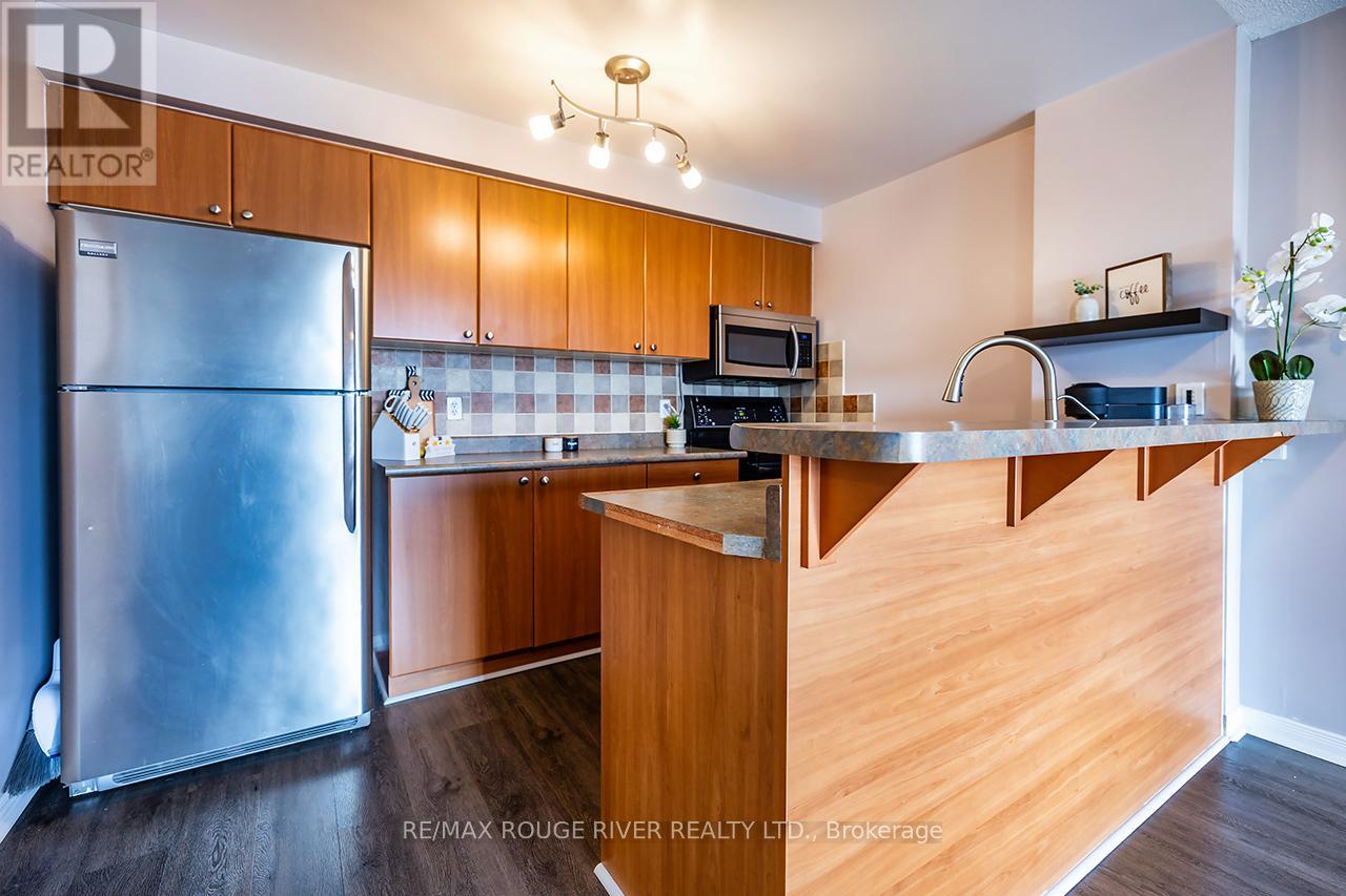 307 - 87 Aspen Springs Drive, Clarington, Ontario  L1C 5J8 - Photo 5 - E13071288