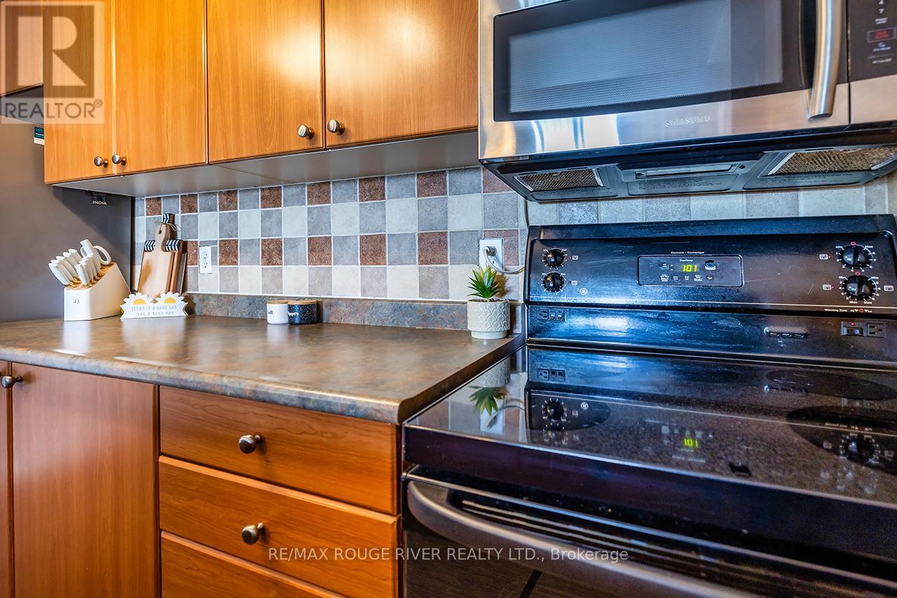 307 - 87 Aspen Springs Drive, Clarington, Ontario  L1C 5J8 - Photo 7 - E13071288