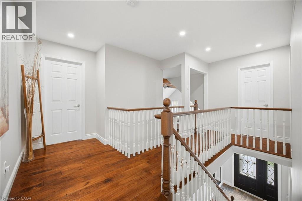 464 Delaney Court, Burlington, Ontario  L7L 5T6 - Photo 21 - 40826253