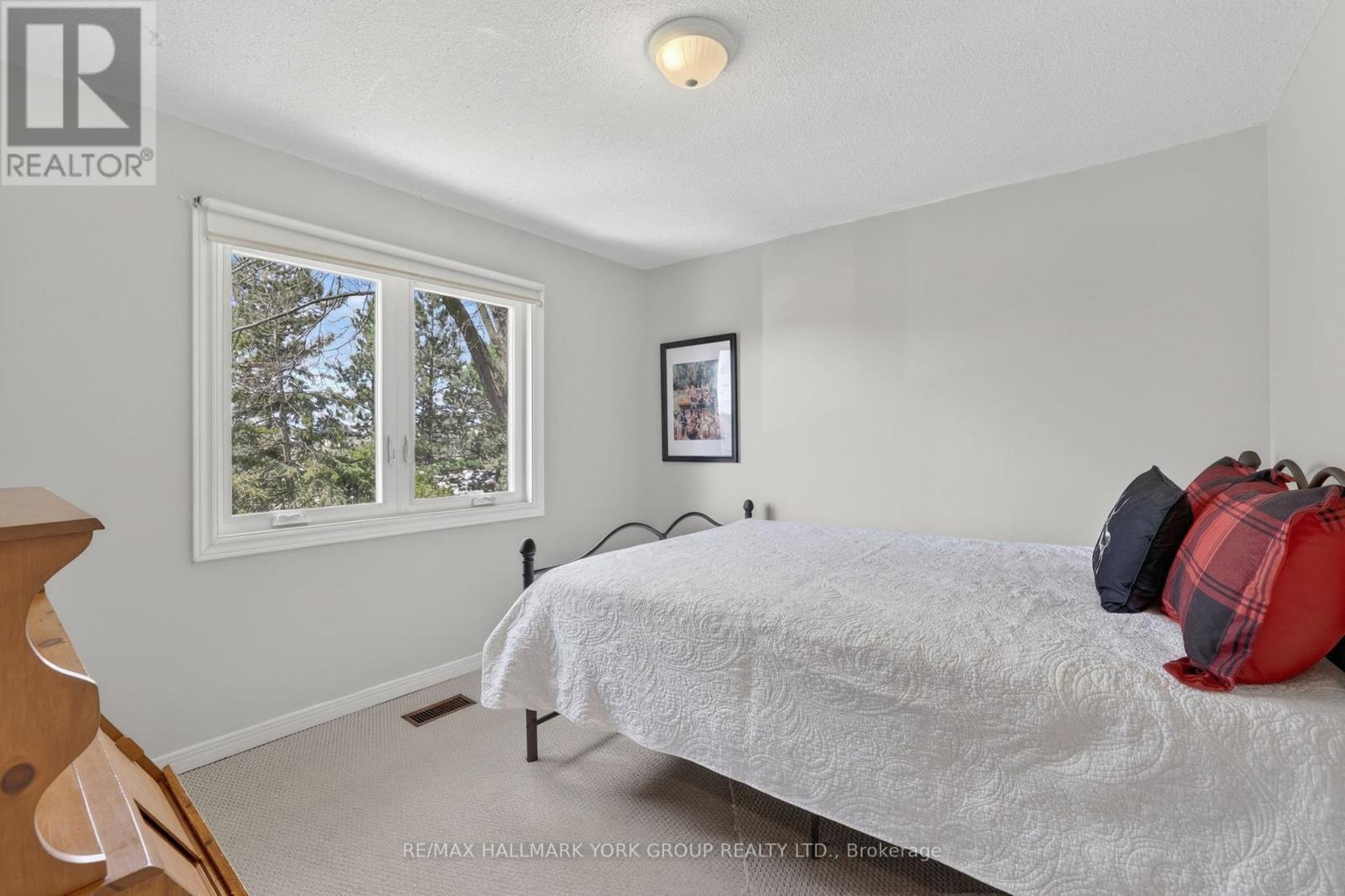 16 Wenderly Drive, Aurora, Ontario  L4G 1V4 - Photo 33 - N13070950