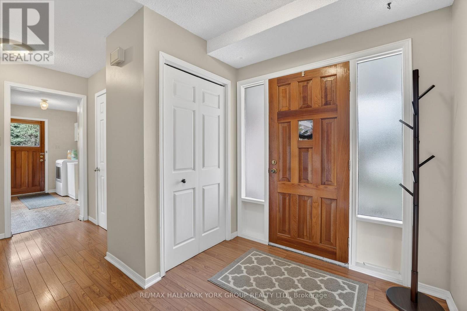 16 Wenderly Drive, Aurora, Ontario  L4G 1V4 - Photo 5 - N13070950