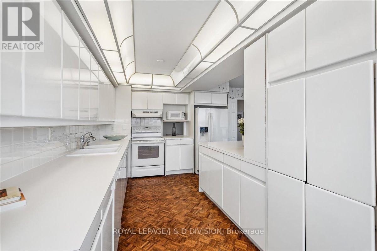 1404 - 343 Clark Avenue W, Vaughan (Crestwood-Springfarm-Yorkhill), Ontario  L4J 7K5 - Photo 21 - N13071050