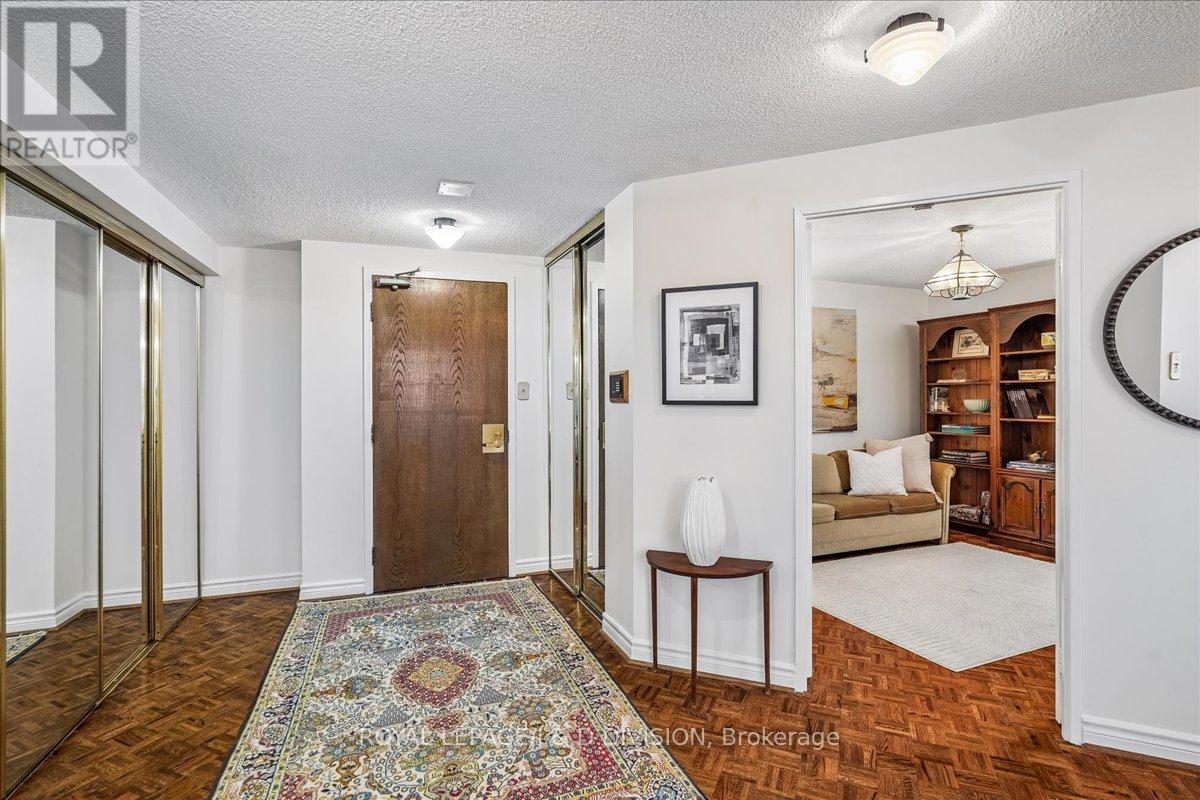 1404 - 343 Clark Avenue W, Vaughan (Crestwood-Springfarm-Yorkhill), Ontario  L4J 7K5 - Photo 5 - N13071050