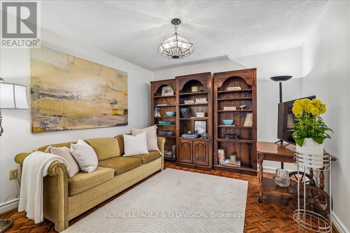1404 - 343 Clark Avenue W, Vaughan (Crestwood-Springfarm-Yorkhill), Ontario  L4J 7K5 - Photo 6 - N13071050