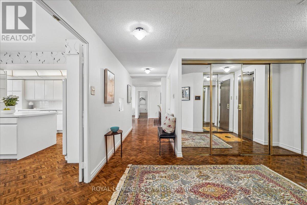 1404 - 343 Clark Avenue W, Vaughan (Crestwood-Springfarm-Yorkhill), Ontario  L4J 7K5 - Photo 7 - N13071050