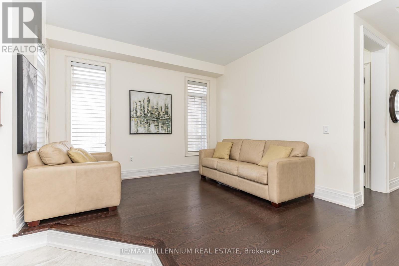 11 Algoma Drive, Vaughan, Ontario  L4H 4H6 - Photo 7 - N13071268