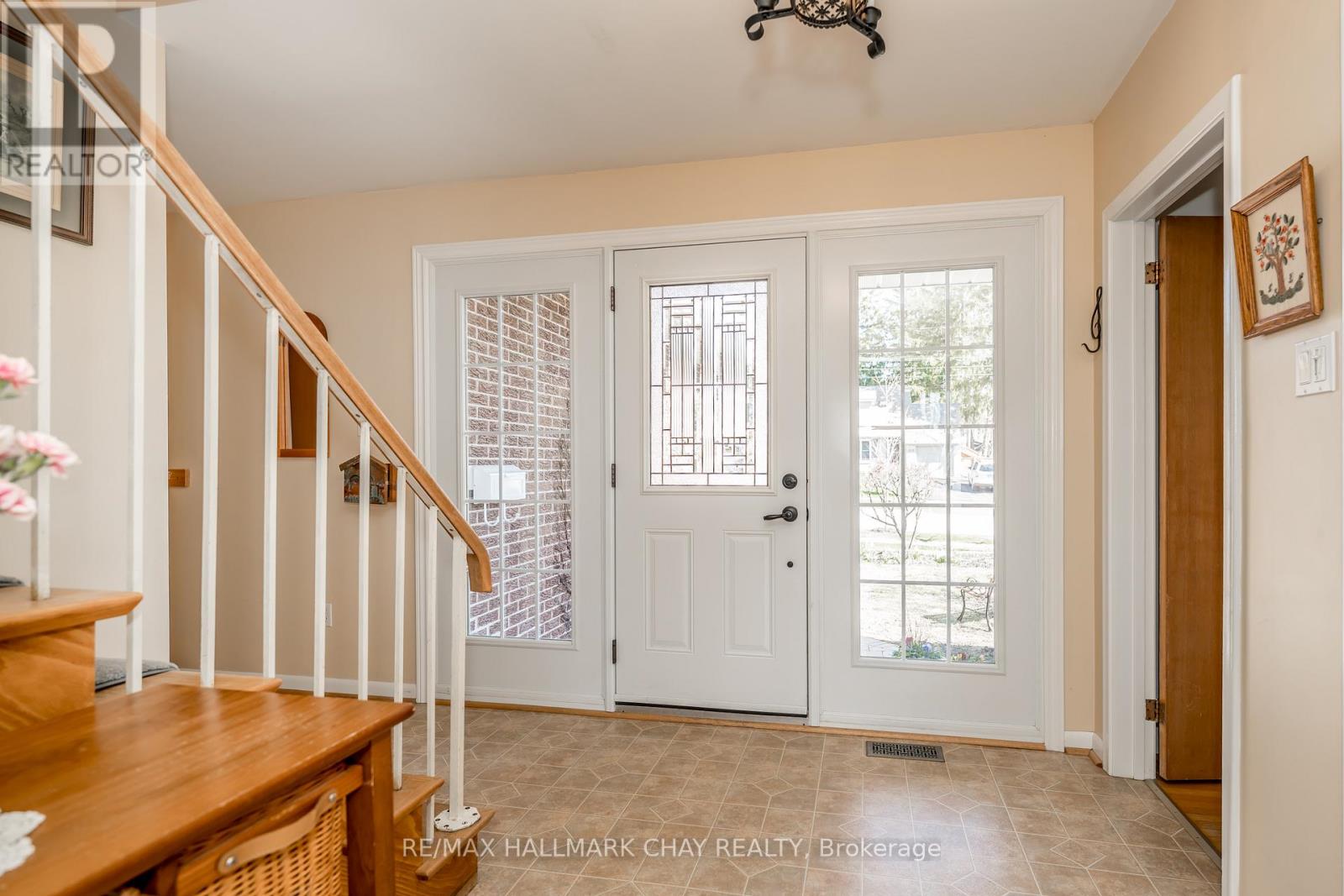 365 Codrington Street, Barrie (Codrington), Ontario  L4M 1S9 - Photo 8 - S13067884