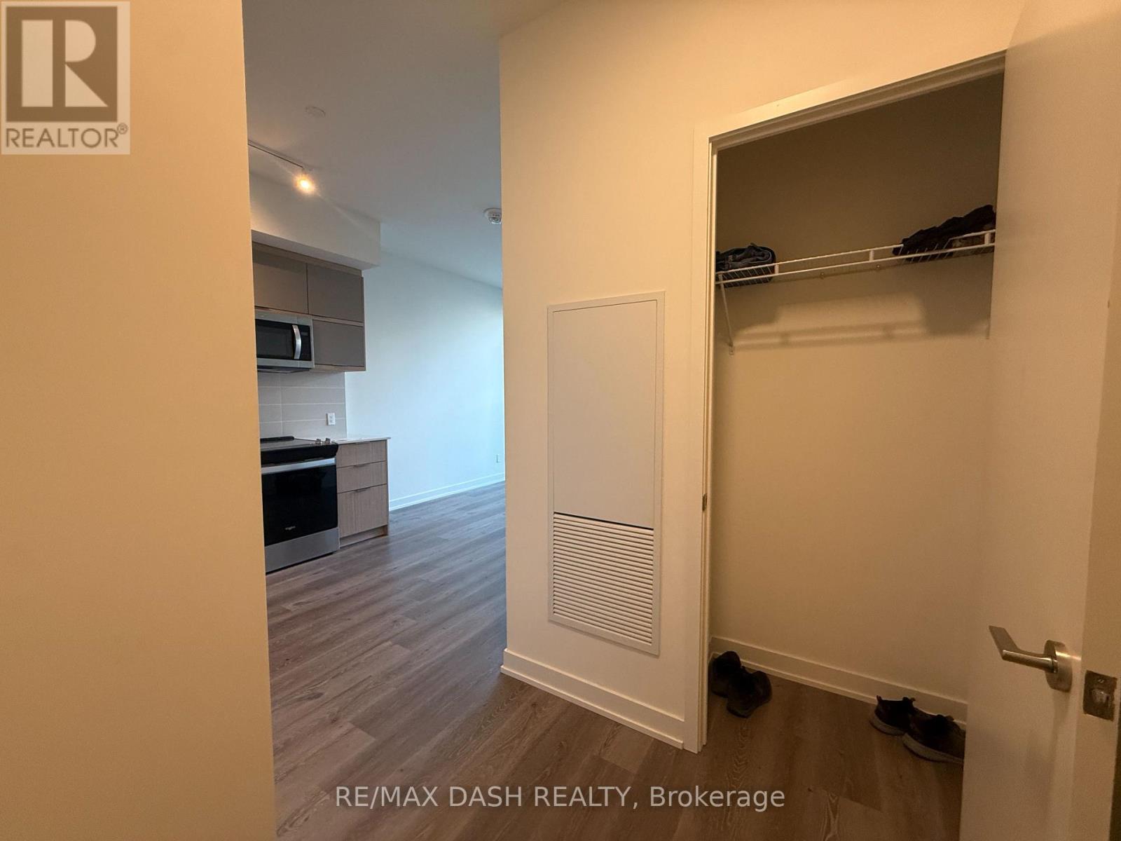104 - 10 Deerlick Court, Toronto, Ontario  M3A 0A7 - Photo 9 - C12883176