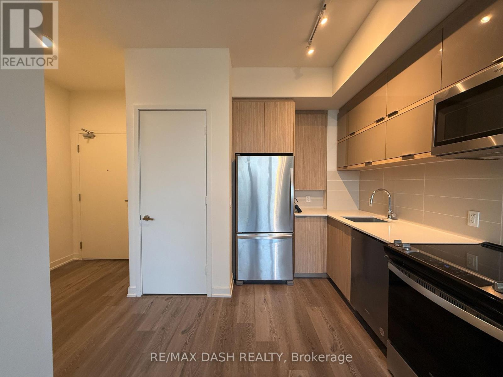 104 - 10 Deerlick Court, Toronto, Ontario  M3A 0A7 - Photo 3 - C12883176